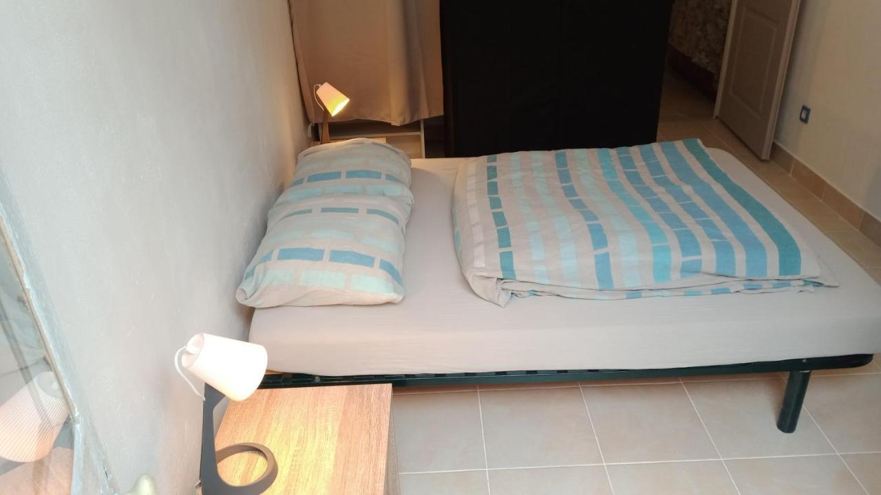 카르카손 L'Ombrelle B&B 외부 사진